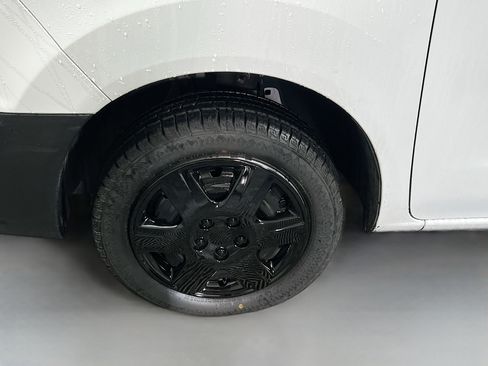 Used 2017 Chevrolet City Express LT image 13