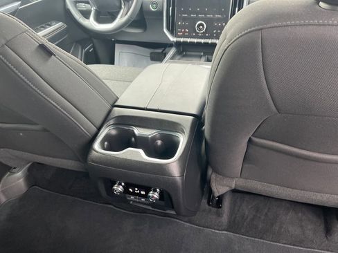 Used 2025 GMC Acadia Elevation w/ Black Edition image 28