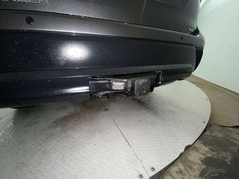 Used 2025 Toyota Highlander XLE AWD/4WD image 30