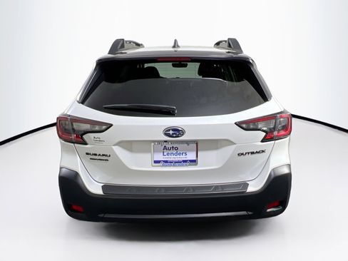 Used 2023 Subaru Outback Onyx Edition image 6