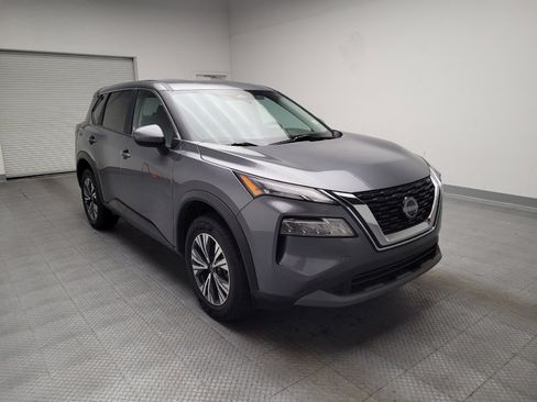 Used 2023 Nissan Rogue SV image 13