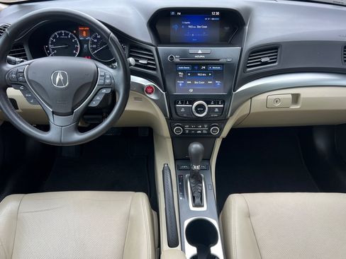 Used 2016 Acura ILX 2.4L image 4