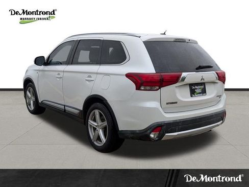 Used 2016 Mitsubishi Outlander GT image 7