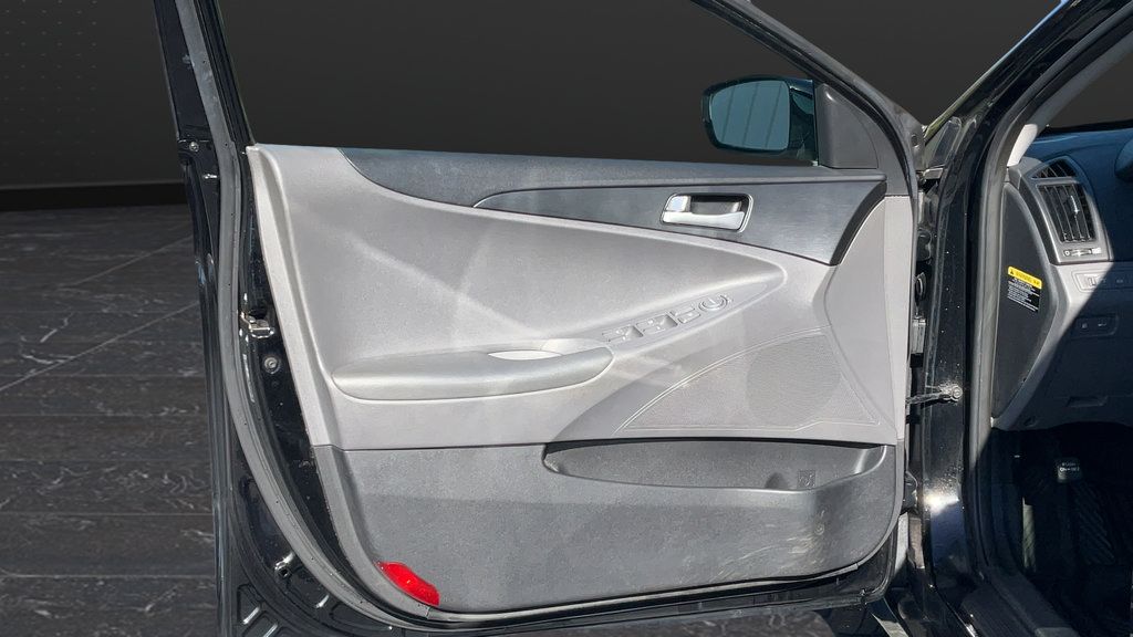 Used 2011 Hyundai Sonata GLS FWD image 26