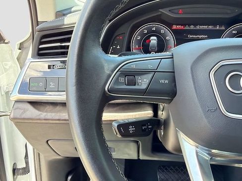 Used 2025 Audi Q7 2.0T Premium w/ Convenience Package AWD/4WD image 38