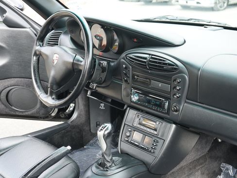 Used 2002 Porsche Boxster image 17