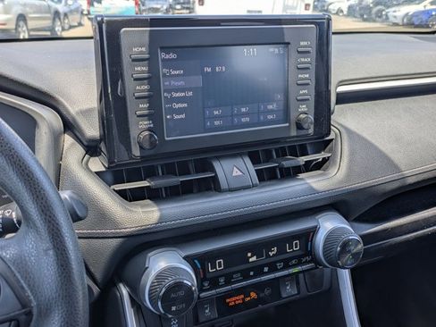 Used 2019 Toyota RAV4 XLE w/ Convenience Package FWD image 14
