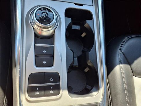 Used 2022 Ford Explorer XLT w/ Equipment Group 202A image 20