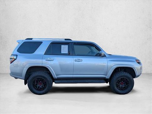 Used 2019 Toyota 4Runner SR5 image 4