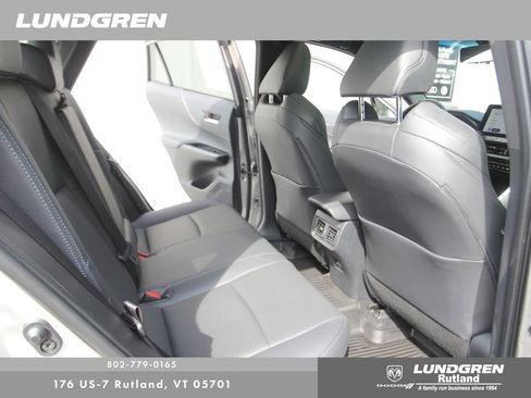 Used 2024 Toyota Venza Limited AWD/4WD image 9