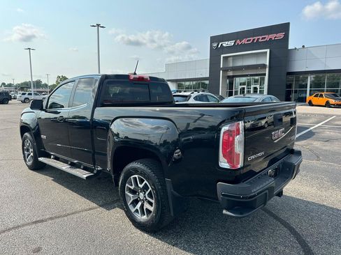 Used 2017 GMC Canyon SLE w/ All Terrain Package AWD/4WD image 3