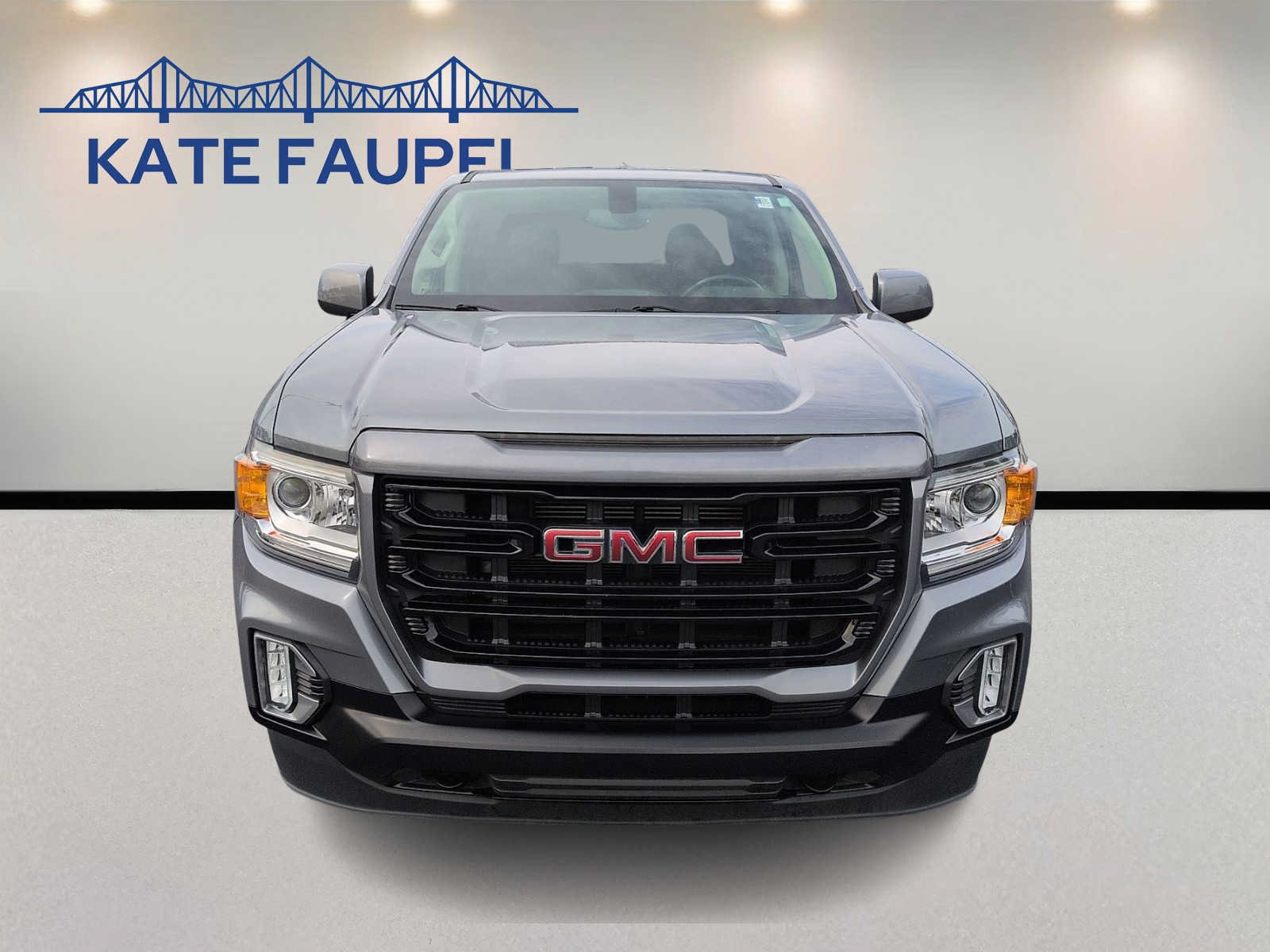 Used 2022 GMC Canyon Elevation w/ Elevation Premium Package AWD/4WD image 2