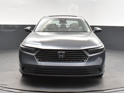 Used 2024 Honda Accord EX image 10