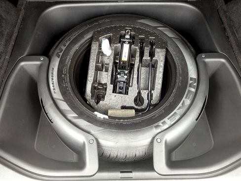 Used 2020 Jeep Grand Cherokee Altitude image 49