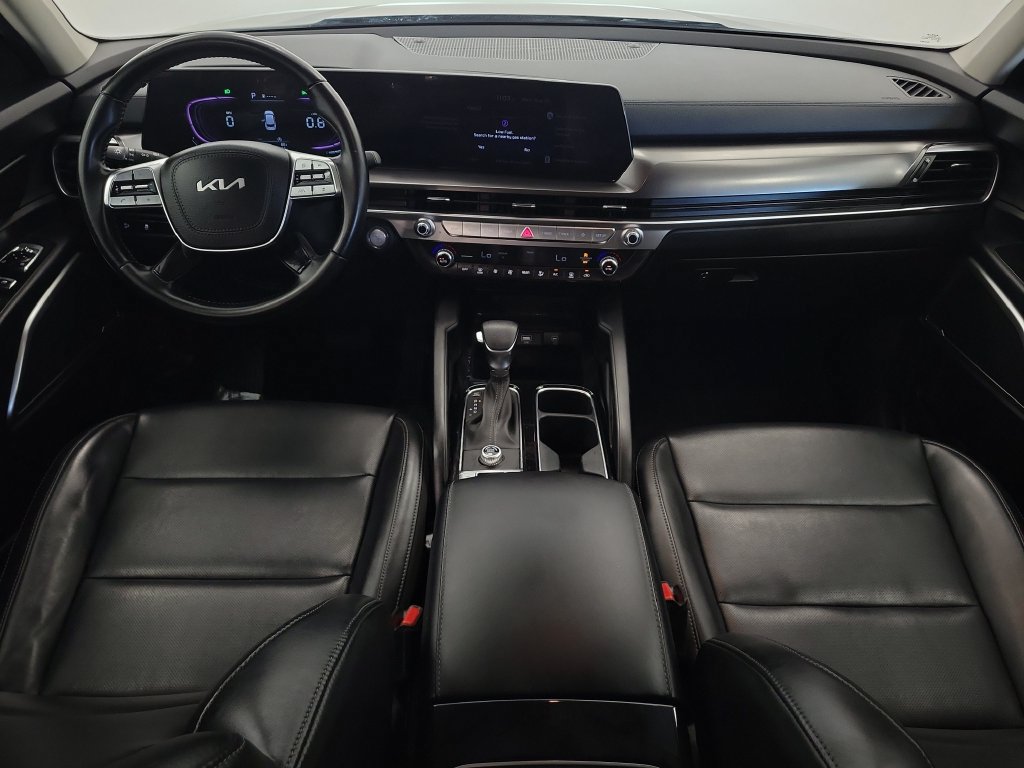 Used 2024 Kia Telluride LX FWD image 13