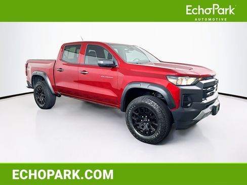 Used 2024 Chevrolet Colorado Trail Boss w/ Advanced Trailering Package AWD/4WD image 1