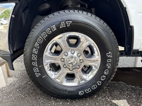 Used 2022 RAM 3500 Big Horn w/ Level C Equiment Group AWD/4WD image 27