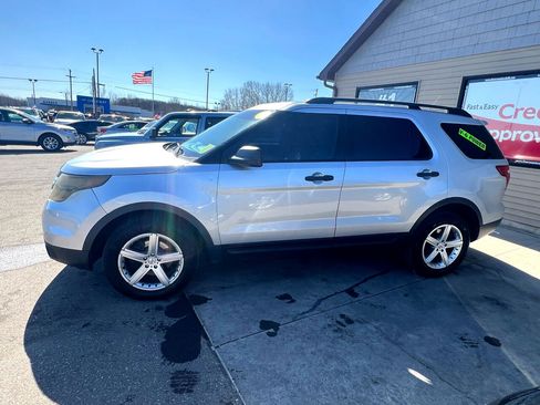 Used 2013 Ford Explorer 4WD w/ Class III Trailer Tow Pkg image 8