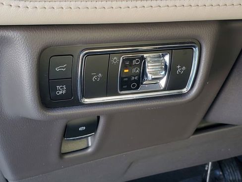 Certified 2023 Lincoln Nautilus Reserve image 14