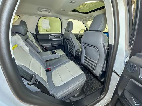 New 2025 Ford Bronco Sport Badlands w/ Sasquatch Badlands Package AWD/4WD image 4
