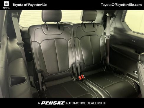 Used 2024 Jeep Grand Cherokee L Limited w/ Trailer Tow Package image 10