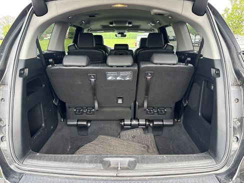 Used 2023 Honda Odyssey Touring image 11