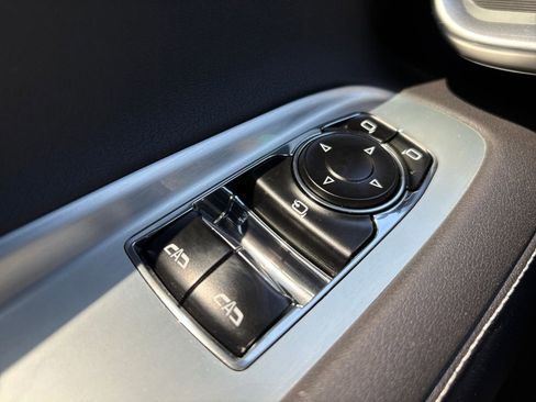 Used 2023 Chevrolet Corvette Stingray Preferred Cpe w/ Chrome Exterior Badge Package image 11