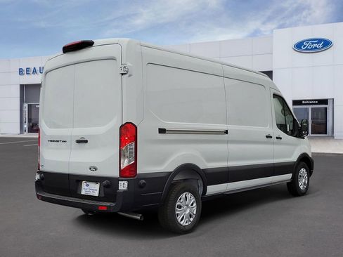 New 2026 Ford Transit 250 148 Medium Roof image 4