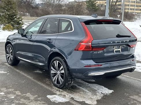 Used 2023 Volvo XC60 T8 Ultimate w/ Climate Package image 34