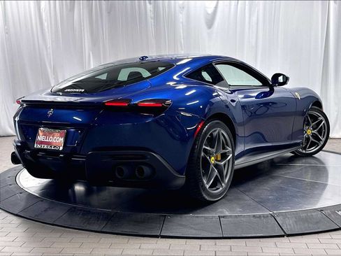 Used 2022 Ferrari Roma RWD image 9