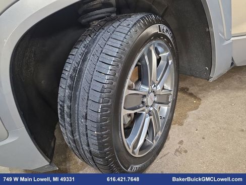 Used 2019 GMC Acadia Denali w/ Technology Package image 31