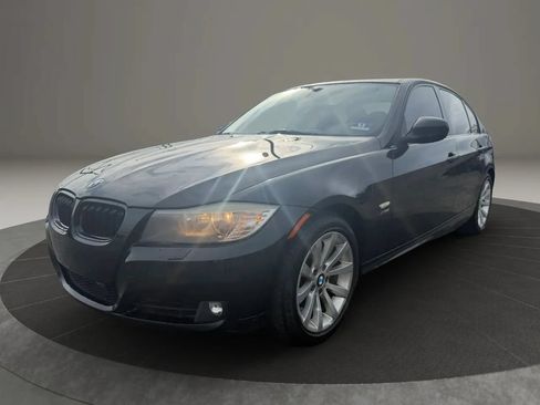 Used 2011 BMW 328i xDrive Sedan AWD/4WD image 1