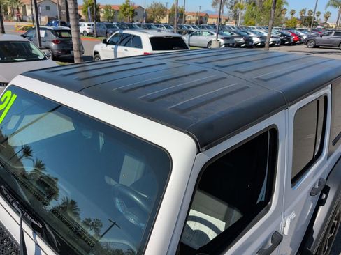 Used 2021 Jeep Wrangler Unlimited Rubicon 4xe w/ Safety Group AWD/4WD image 12