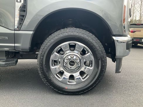 New 2026 Ford F250 Lariat image 10