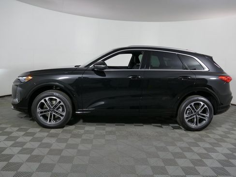 New 2025 Audi Q5 Premium image 6