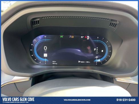 Used 2025 Volvo XC60 B5 Core w/ Protection Package Premier image 25