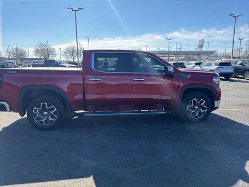 Used 2024 GMC Sierra 1500 SLT w/ SLT Premium Plus Package image 8