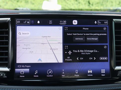 Used 2021 Chrysler Pacifica Touring-L w/ Uconnect Theater Family Group image 26