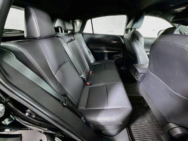 Used 2024 Toyota Venza XLE AWD/4WD image 33