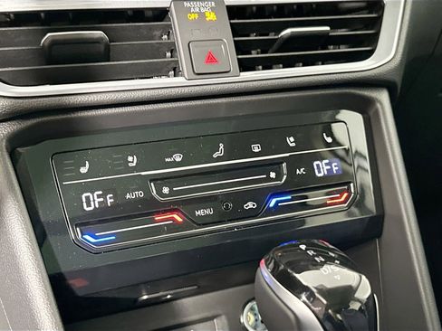 Certified 2025 Volkswagen Taos SEL image 23