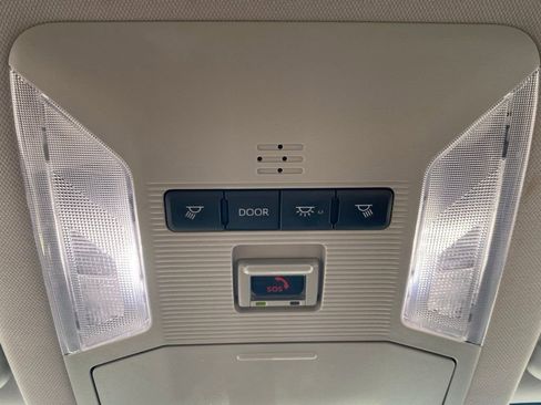 Used 2024 Toyota RAV4 XLE image 25