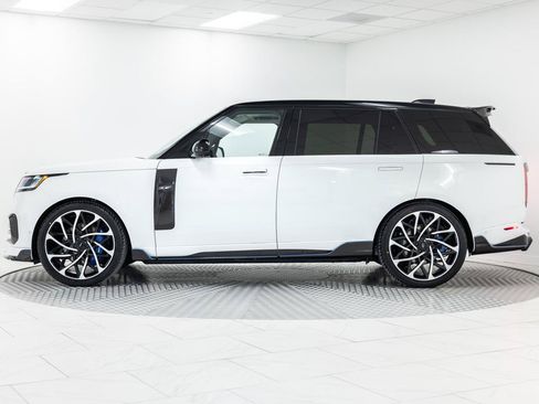 Used 2025 Land Rover Range Rover Long Wheelbase SE AWD/4WD image 2