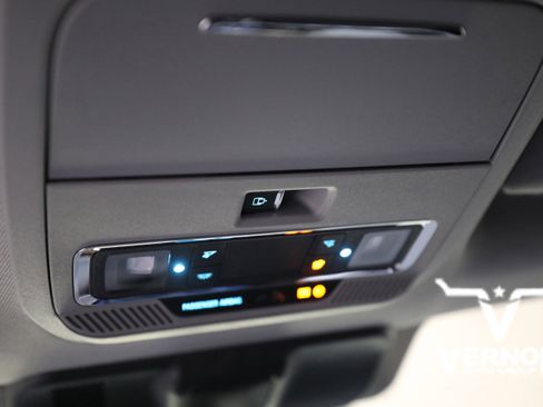 New 2026 Ford F350 Lariat w/ Chrome Package image 28