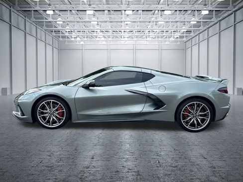 Used 2023 Chevrolet Corvette Stingray Preferred Cpe w/ Z51 Performance Package RWD image 4