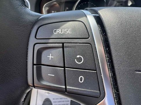 Used 2018 Volvo V60 T5 Cross Country AWD/4WD image 21