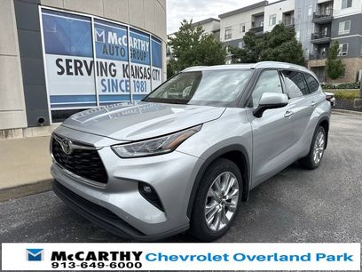 Used 2022 Toyota Highlander Limited