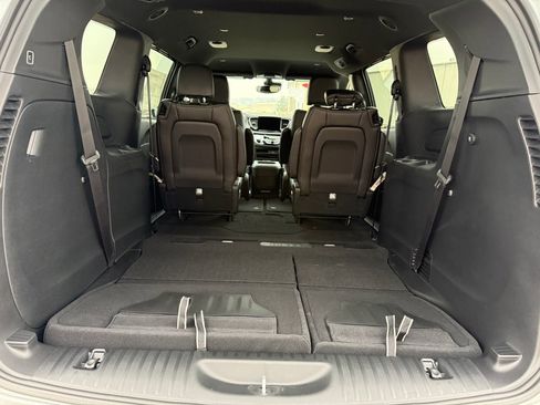 New 2026 Chrysler Pacifica Select w/ S Appearance Package image 13