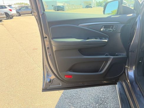Used 2021 Honda Pilot EX-L image 11
