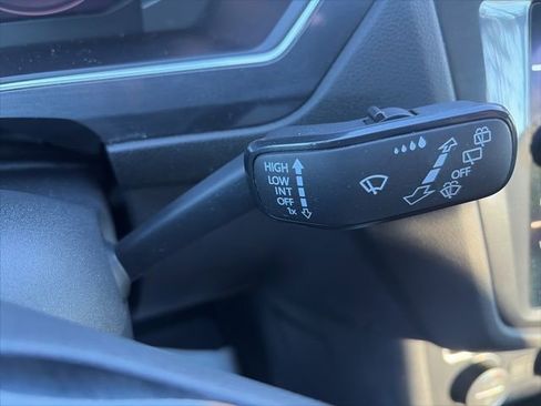 Used 2020 Volkswagen Tiguan SEL w/ 3rd Row Seat Package image 25