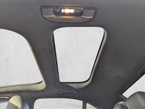 Used 2018 Mercedes-Benz E 43 AMG 4MATIC Sedan image 19